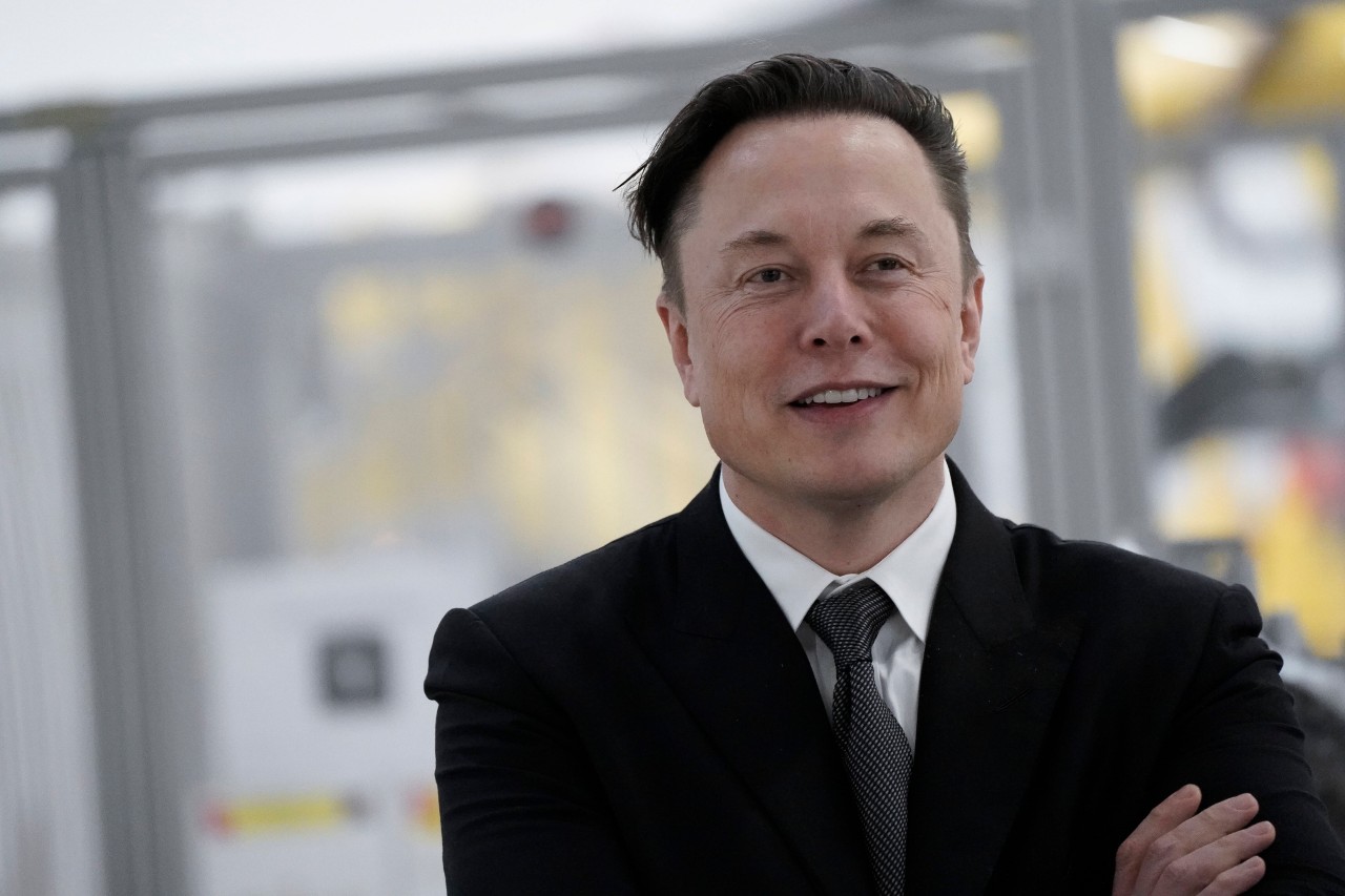 Elon Musk hat Twitter gekauft – für 41 Millionen Euro!