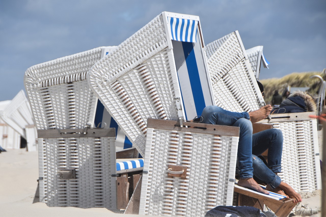 Der Urlaub an der Nordsee könnte in Gefahr sein. Auf einer beliebten Ferieninsel steigen die Inzidenzen in die Höhe. (Symbolbild)