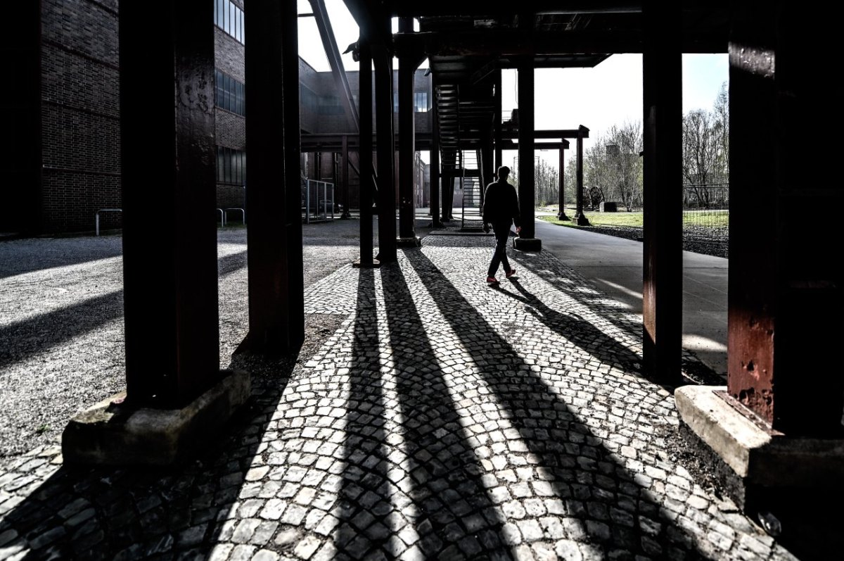 zeche zollverein essen mann.jpg