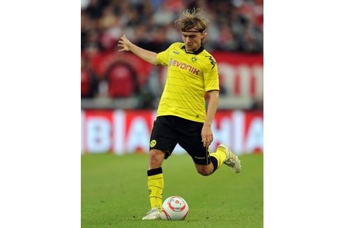 Marcel Schmelzer: Reihte seiner Serie guter Leistungen die nächste an. Egal, ob gegen den flinken Pitroipa oder nach Kacars Ausscheiden gegen Rincon oder noch später ...