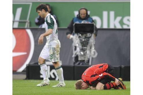 Diego zeigte im Spiel gegen Eintracht Frankfurt seine unfaire Seite. Der Techniker beging ein verstecktes Foul an Timo Ochs, das nicht geahndet wurde. Deshalb...