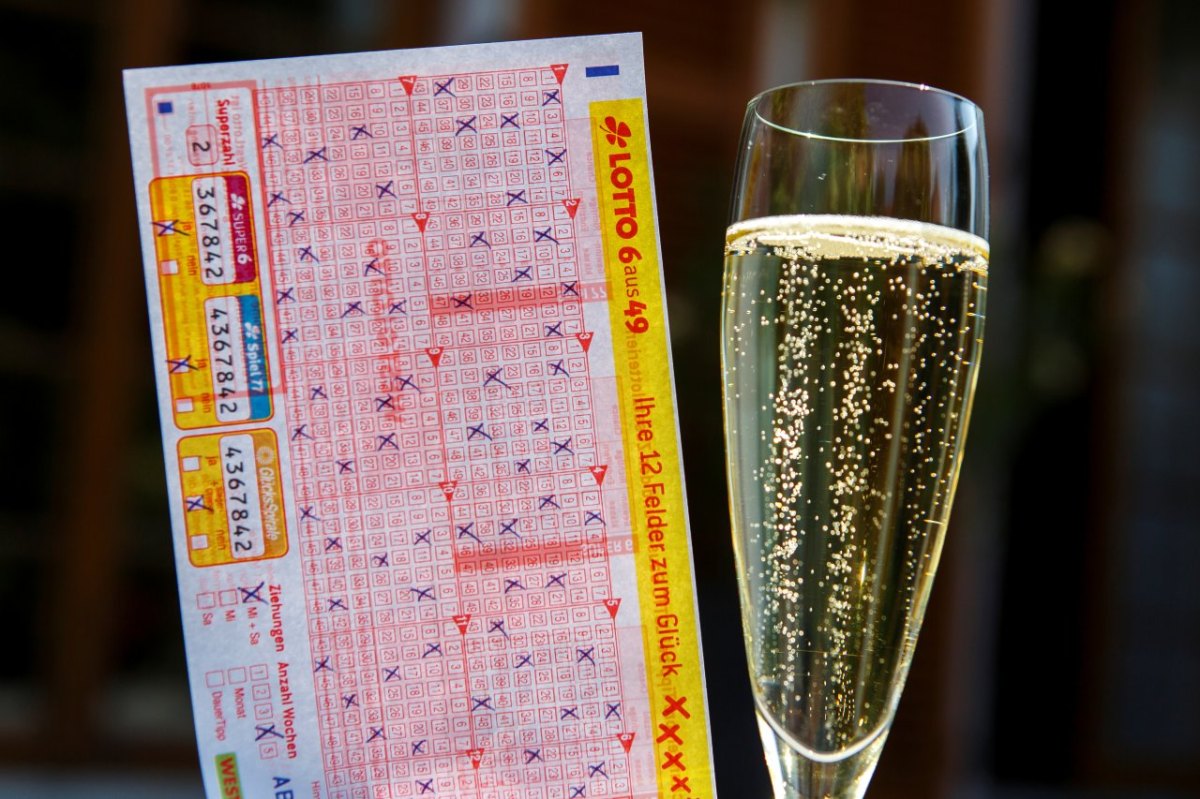 211230 LOTTO 6aus49 - Spielschein-(c)MünsterView.JPG