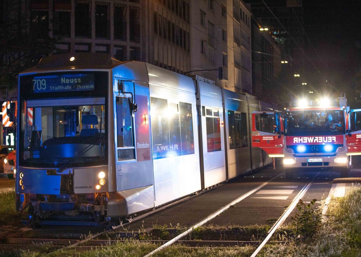 31.05.2019_Duesseldorf_17-jaehriger-von_Bahn_erfasst_07.jpg