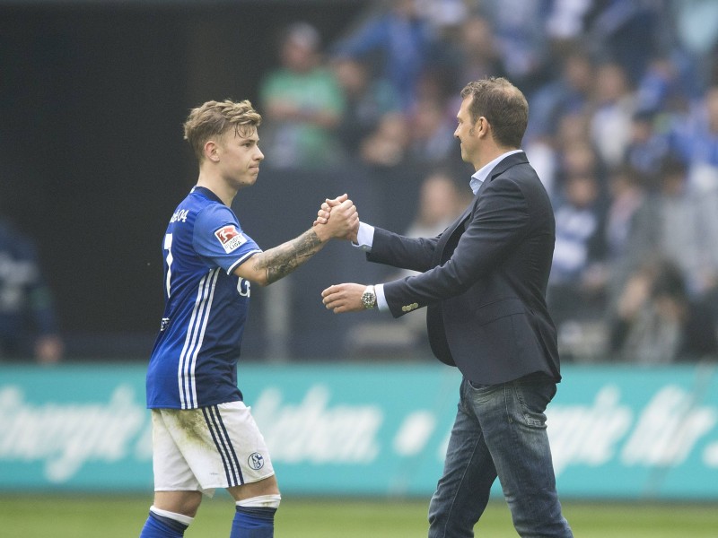 5. Platz - Max Meyer: Freunde bei Facebook: 357.000 /  Abonnenten bei Instagram: 232.000 / Insgesamt: 589.000