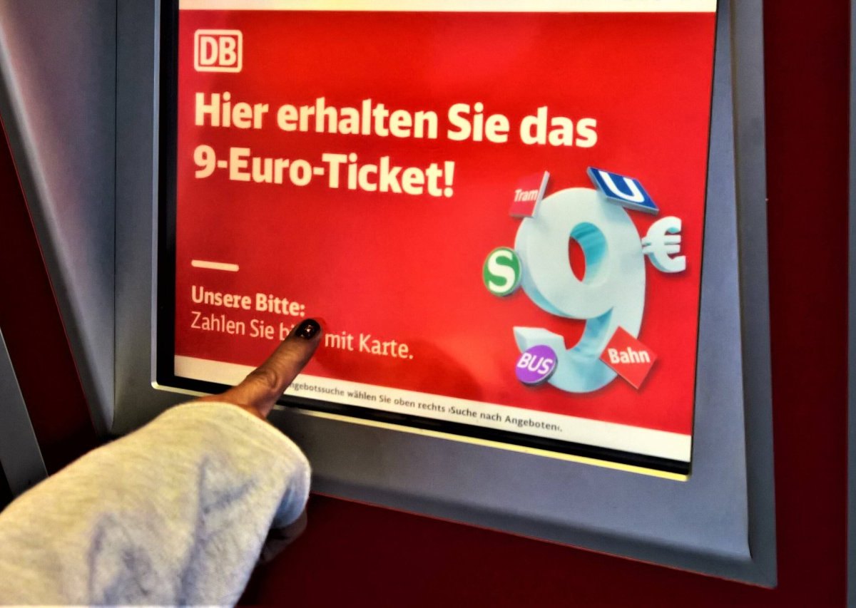 9-Euro-Ticket.jpg