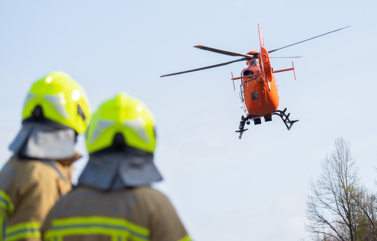 A2 in Dortmund: Ein Rettungshubschrauber landete nach einem Unfall auf der Autobahn. (Symbolbild)