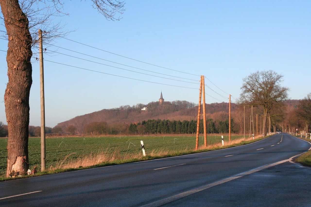 Hinter diesem Berg leben sie, die autonomen Eltener