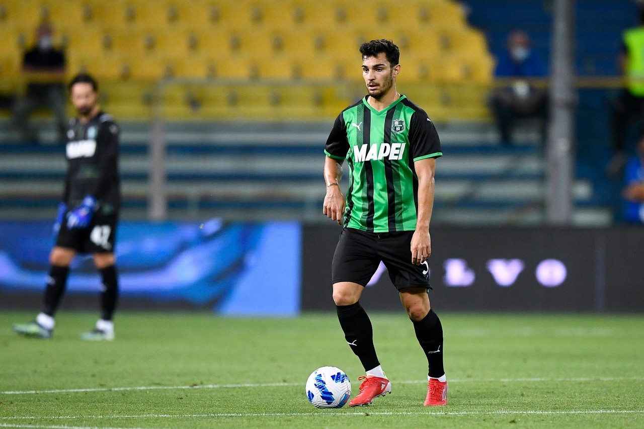 Is Sassuolo steht Ayhan derzeit nur selten auf dem Platz.