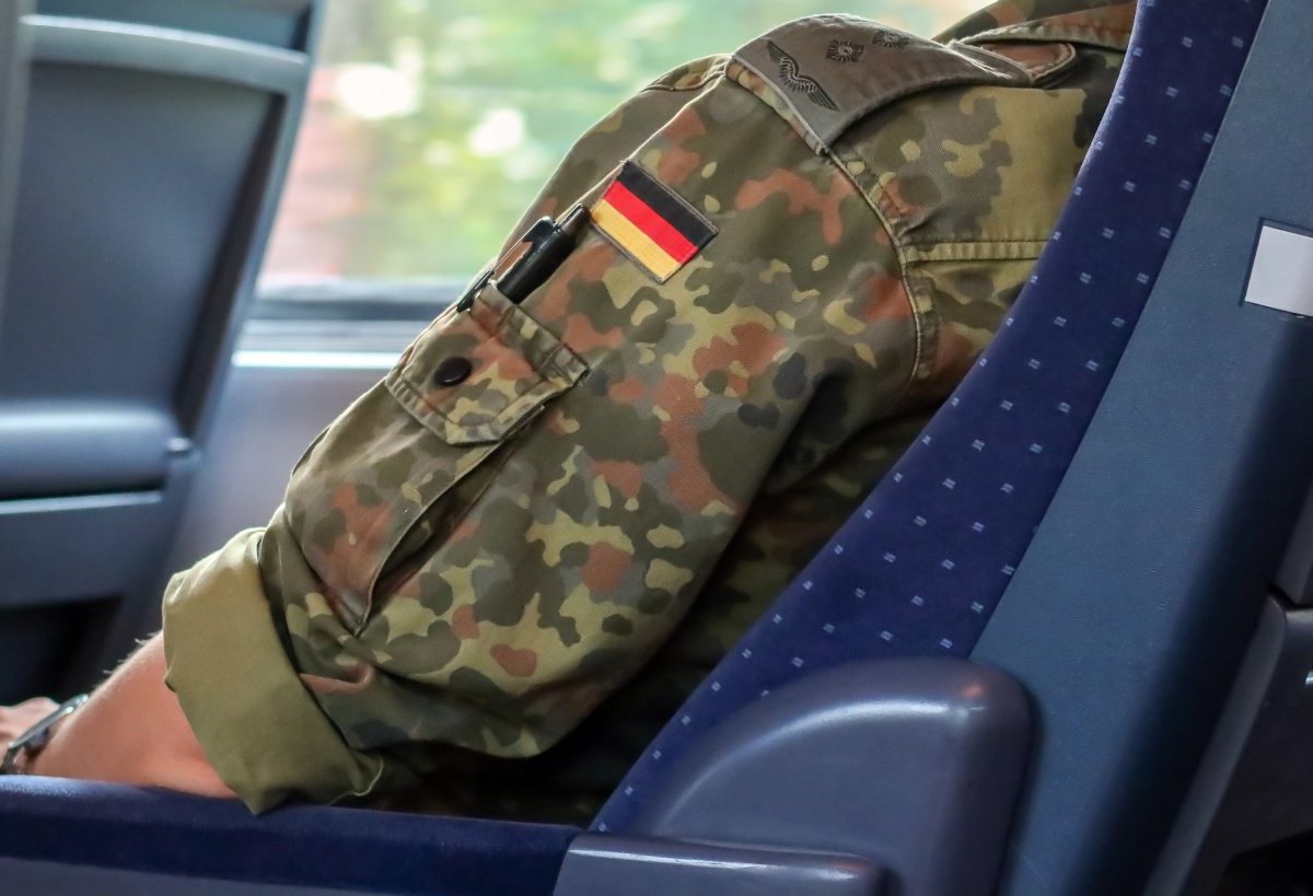 Bundeswehr Zug Deutsche Bahn