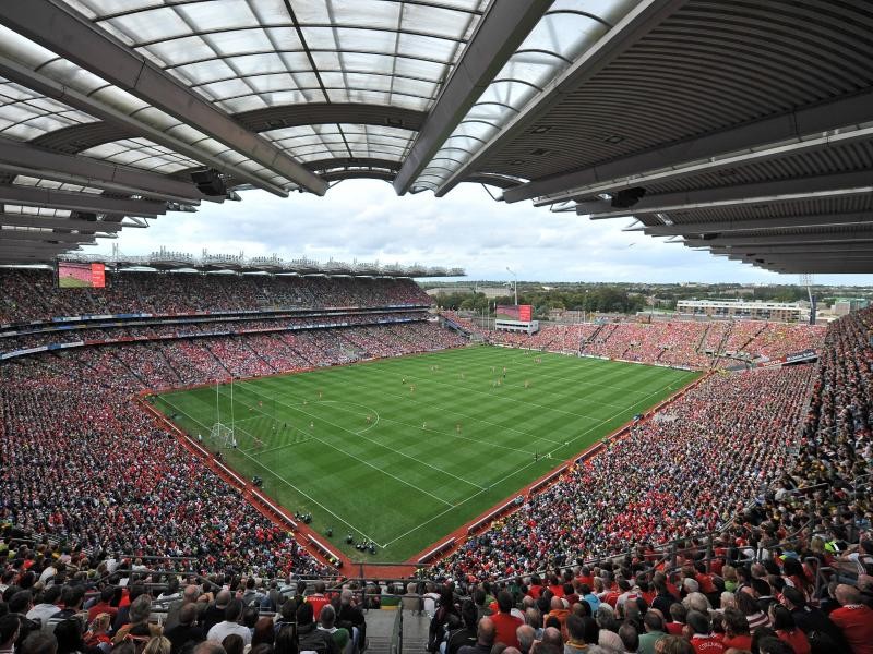 Das Stadion Croke Park ist Patriotismus pur: Hier wird nicht nur Hurling gespielt, sondern auch Gaelic Football.