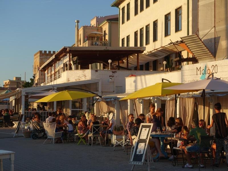 Der Hafen von San Vincenzo liegt am toskanischen Festland.