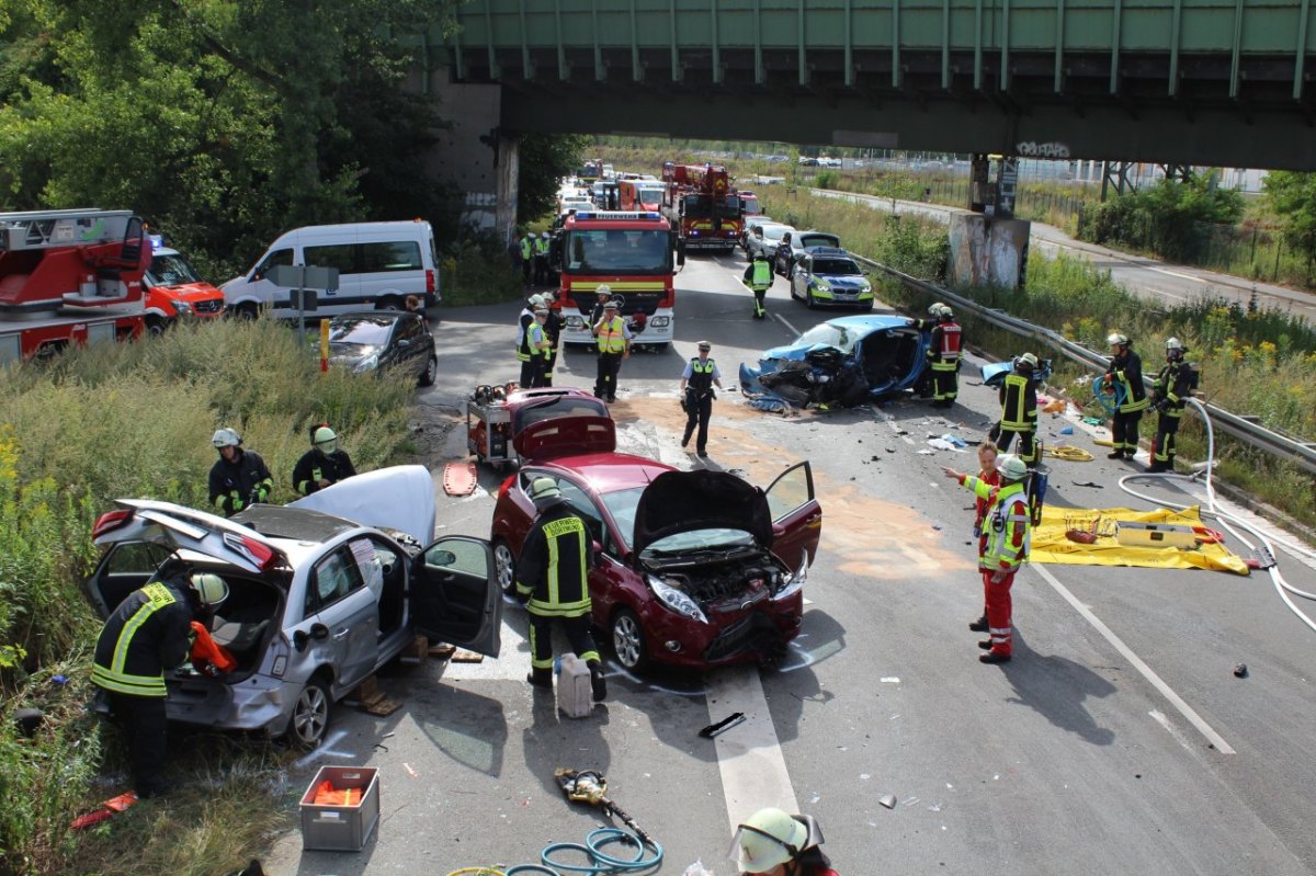 Dortmund Unfall Stau.jpg