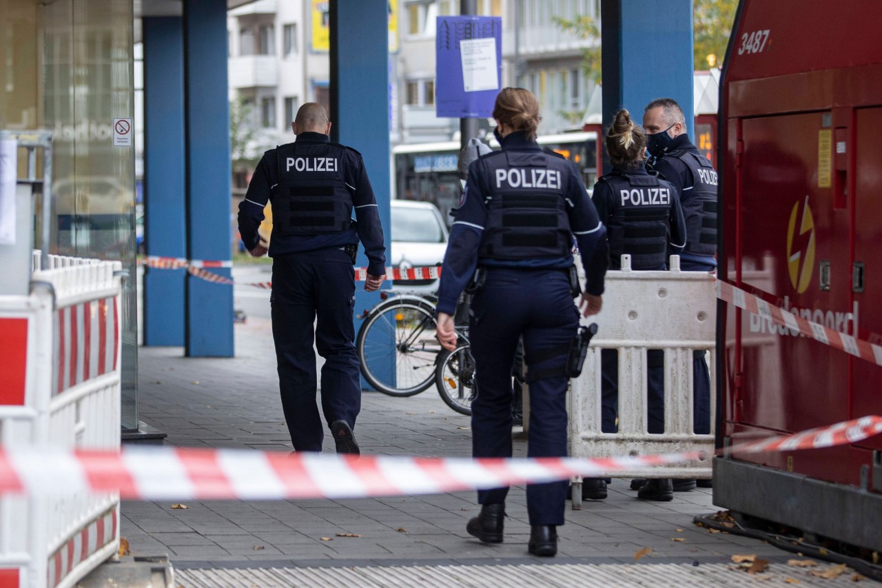 Duisburg: In Moers wurde ein 26-Jähriger angeschossen. Die Kripo Duisburg übernimmt den Fall. (Symbolbild)