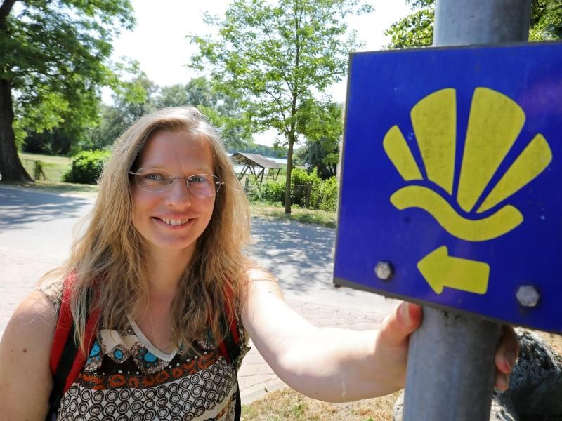 Expertin für Angelegenheiten der Seele: Tourismus- und Pilgerpastorin Melanie Ludwig am Pilgerweg.