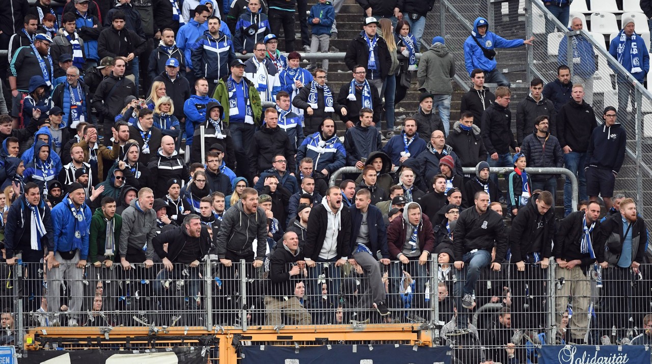 In letzter Zeit hat sich Gewalt unter Schalke-Fans gehäuft.