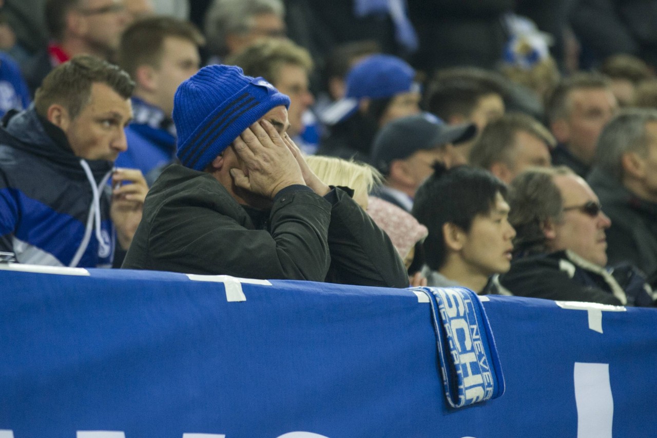 „Bitte nicht“, werden sich viele Fans des FC Schalke 04 bei dieser schlechten Nachricht denken.