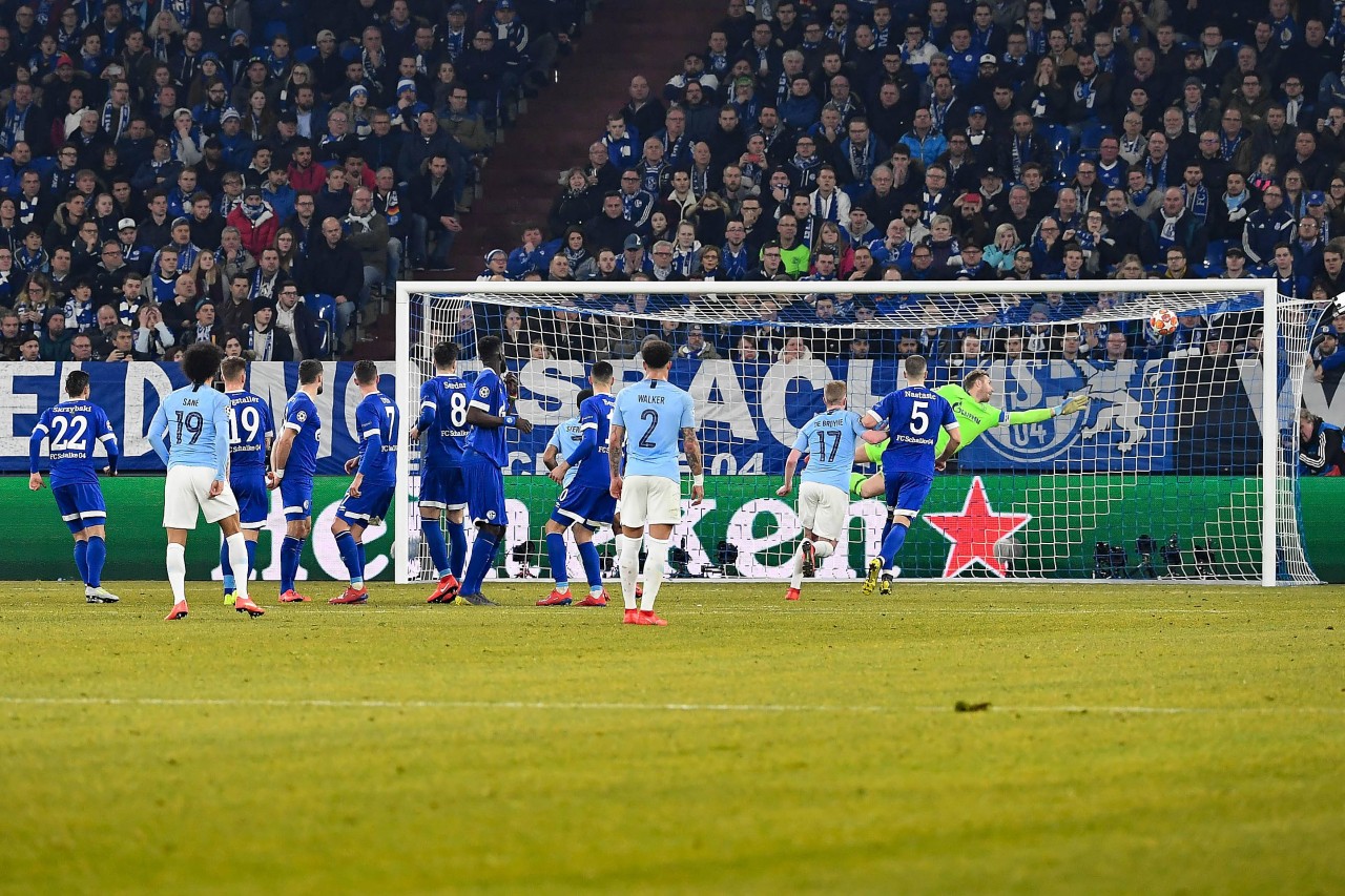 Ein S04-Profi erinnert sich an sein Traumtor zurück. Ausgerechnet gegen den FC Schalke 04.