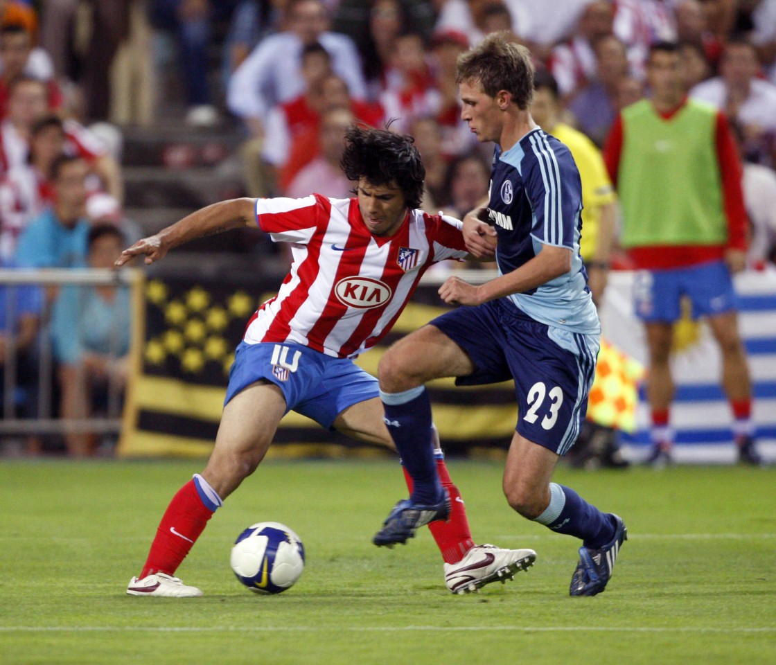 Sergio Agüero war 2008/09 schuld, dass der FC Schalke 04 die Qualifikation zur UEFA Champions League nicht schaffte.