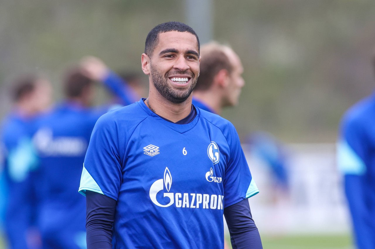 Wechsel perfekt! Omar Mascarell verlässt Schalke in Richtung seiner Heimat Spanien.