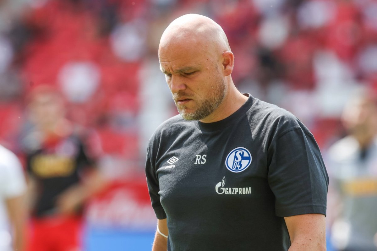 FC Schalke 04 Rouven Schröder.jpg