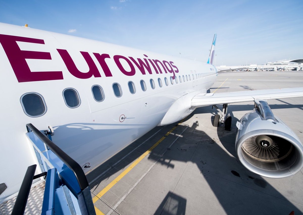 Flugzeug_eurowings.jpg