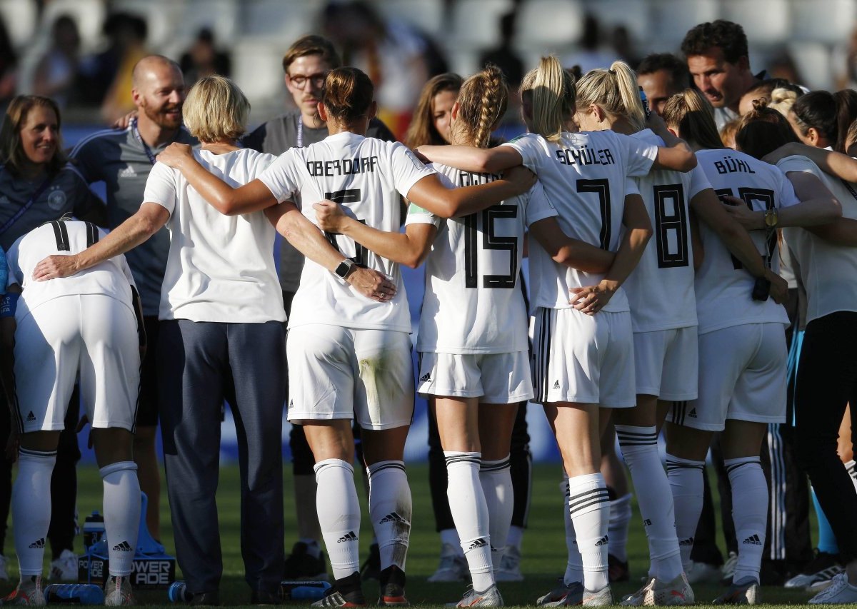 Frauen WM 2019 Deutschland Kader.jpg