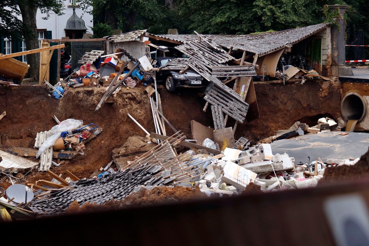 Hochwasser in NRW: Manche Menschen haben bei der Flutkatastrophe alles verloren, wie hier in Erftstadt-Blessem.