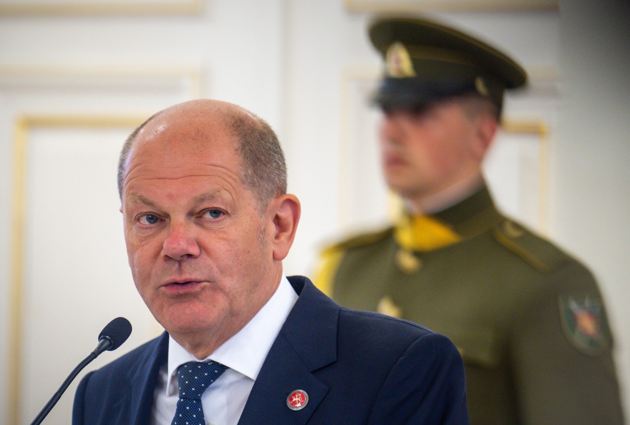 Kanzler Olaf Scholz in Litauen. 