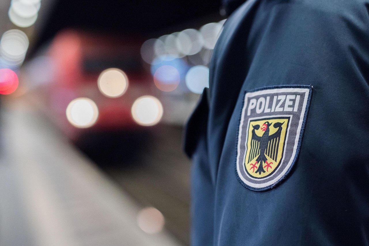 In Köln am Hauptbahnhof löste eine junge Frau mit ihrem Verhalten Entsetzen aus. (Symbolbild)