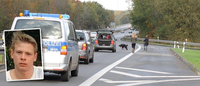 Fast sieben Wochen nach seinem Verschwinden setzte die Polizei am ersten November-Wochenende spezielle Spürhunde, Mantrailer, auf der A40 Richtung Duisburg und der A3 Richtung Arnheim ein. Ende November verliert sich Pierres Spur in Amsterdam. Im Mai 2014 sagt Kriminalhauptkommissar Ralf Menkhorst bei Aktenzeichen XY im ZDF: Die Spur ist kalt.