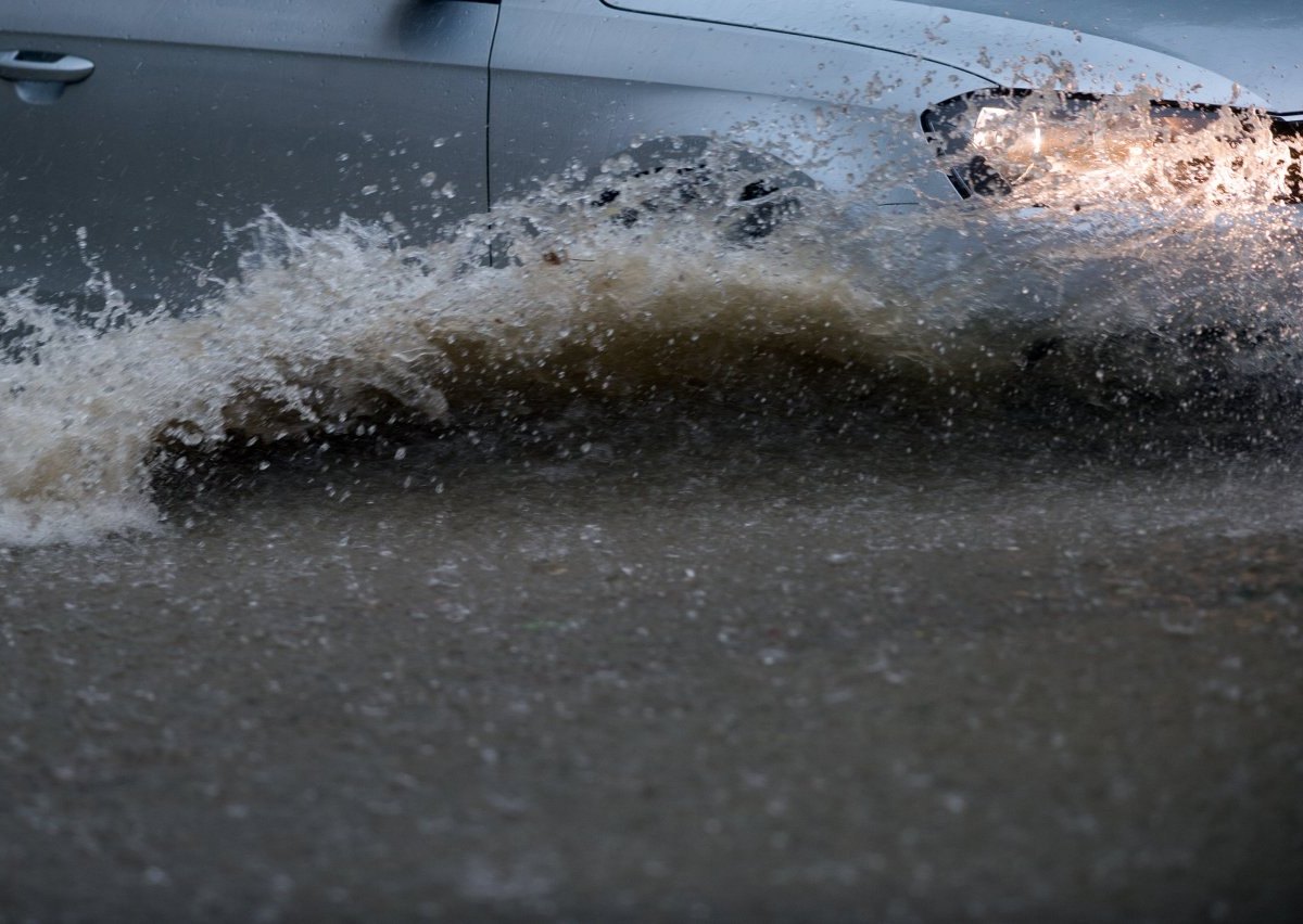 Regen-Unwetter-Wasser.jpg