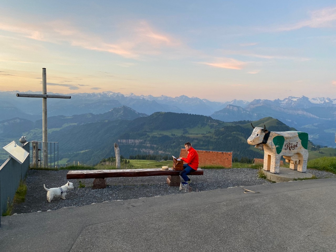 Den Sonnenaufgang auf der Rigi-Kulm zu erleben ist ein Muss. 