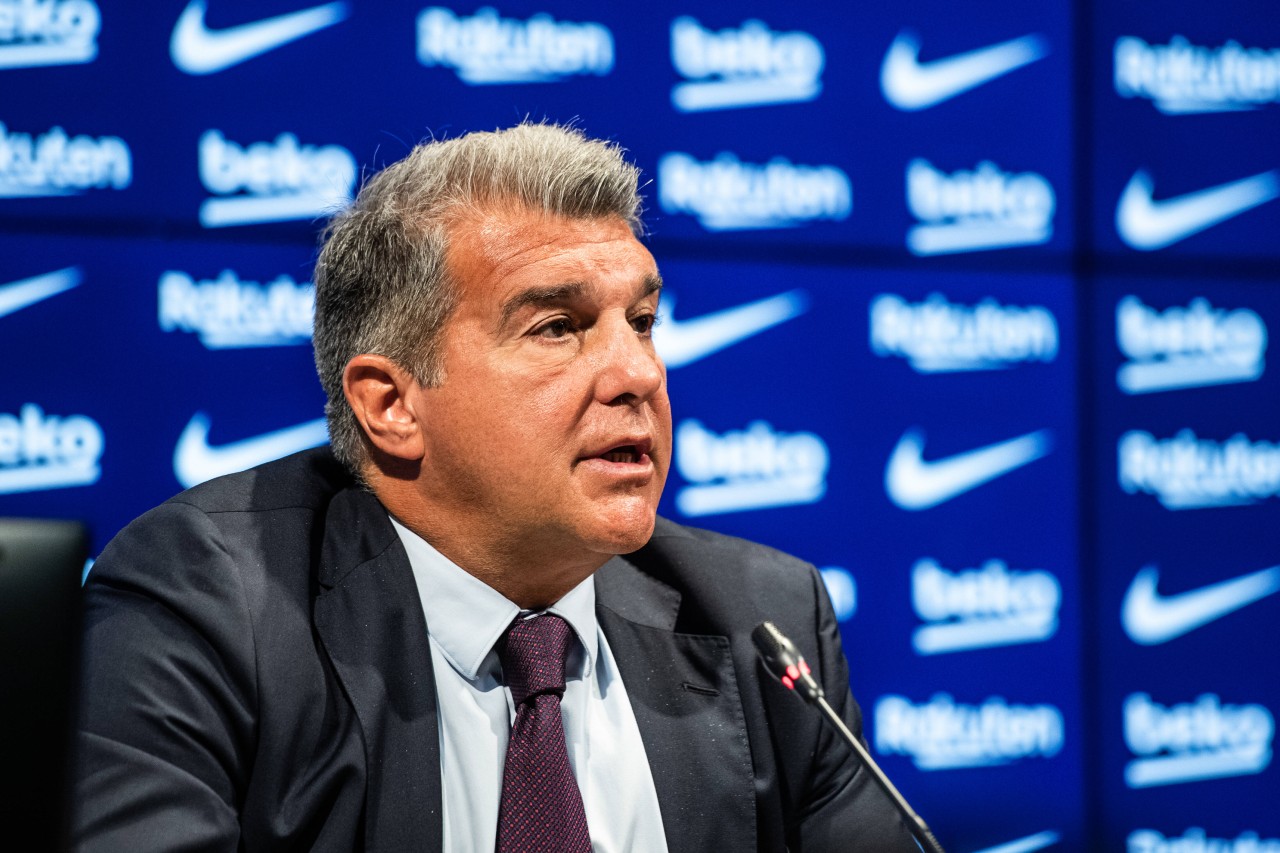 Barca-Boss Joan Laporta macht wohl Ernst und will Robert Lewandowski um jeden Preis.