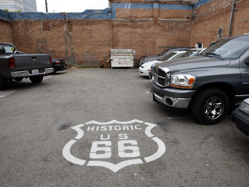 Die Route 66 war die erste durchgehende Straßenverbindung zur Westküste der Vereinigten Staaten. 