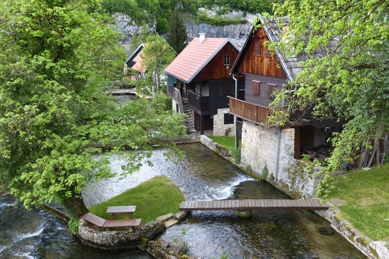 Selbst bei Touristen aus Asien bekannt: In Rastoke gab es einst mehr als 40 Mühlen. 