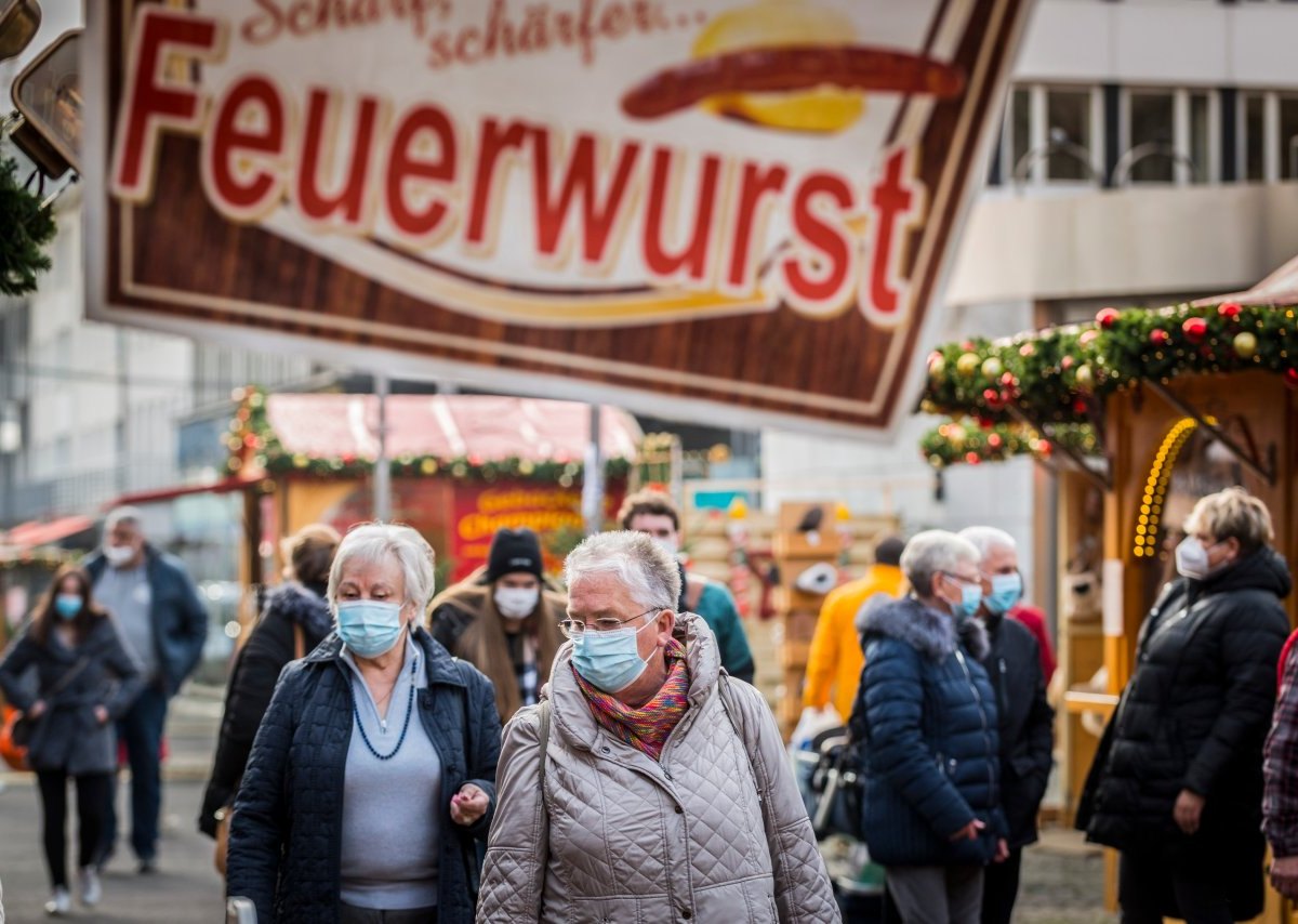 Weihnachtsmarkt_Bochum.jpg