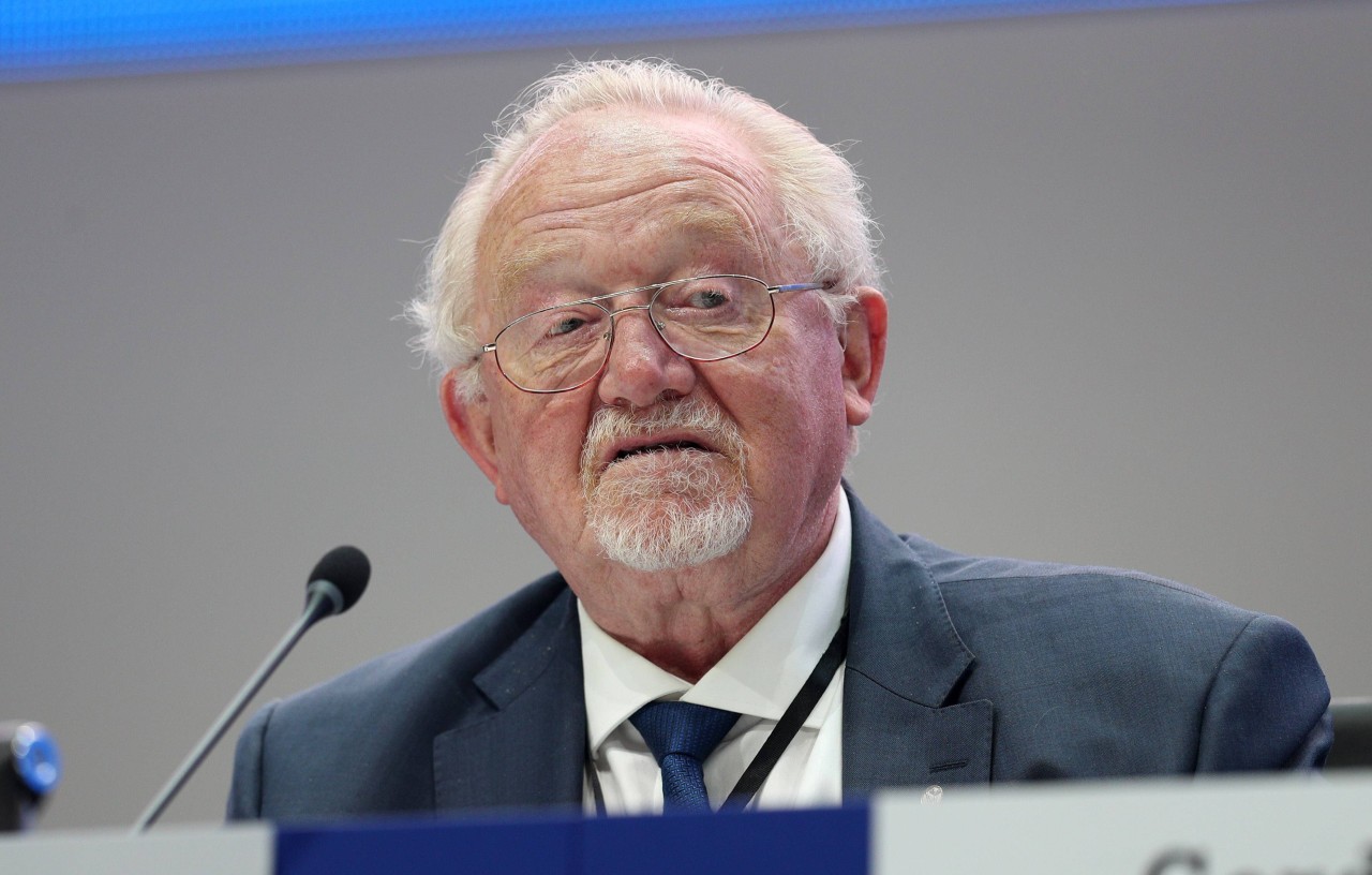 Hans-Joachim Dohm war seit 1989 Mitglied des Ehrenrats auf Schalke.