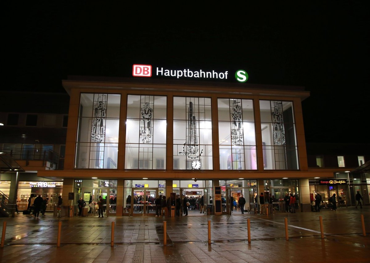 dortmund hauptbahnhof bundespolizei.jpg