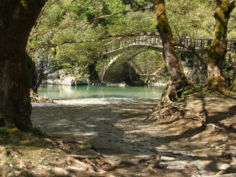 Griechenlands Norden - «Greek Canyon» und Klöster von Meteora