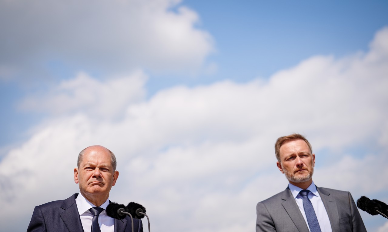 Steuer: Scholz stellt Einmalzahlungin Aussicht – doch Lindner ist dagegen. (Symbolbild)