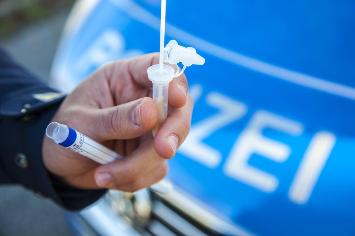 nrw-urinprobe-polizei-sperma.jpg