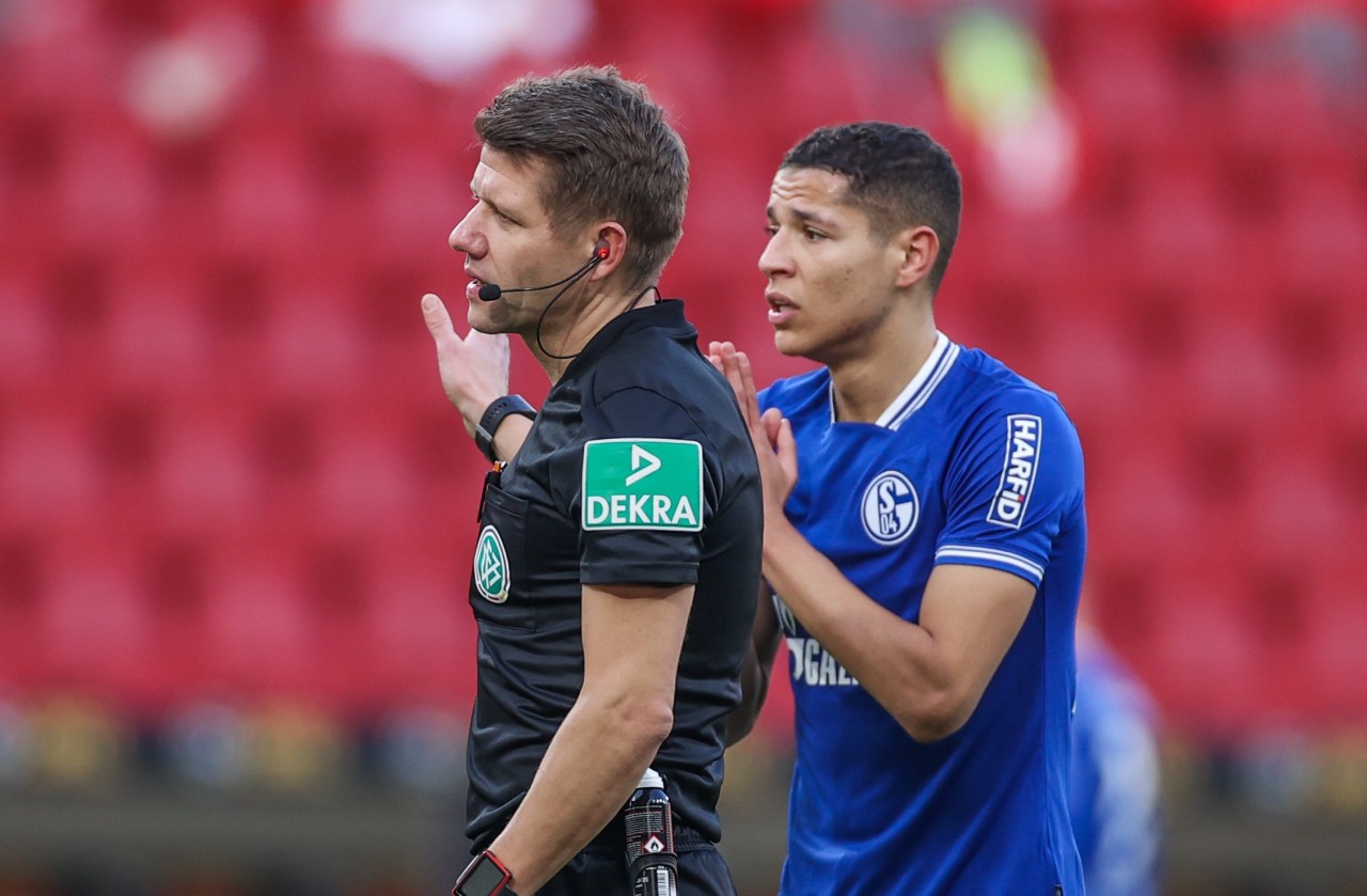 Beim FC Schalke 04 herrscht wieder Unmut über Patrick Ittrich.