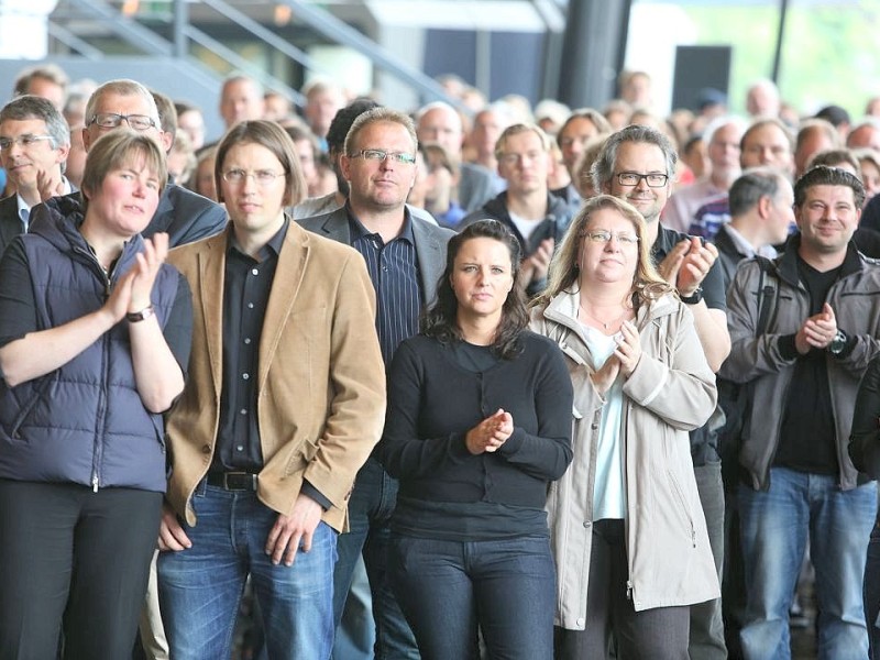 RUB Ruhr Uni Bochum scheitert im Excellelenzwettbewerb um den Status einer Excellenz - Uni Elite - Uni , bekommt dafür aber einen Trostpreis mit einem Cluster?, Foto: Stefan Arend / WAZ Fotopool RUB Ruhr Uni Bochum scheitert im Excellelenzwettbewerb um den Status einer Excellenz - Uni Elite - Uni , bekommt dafür aber einen Trostpreis mit einem Cluster?, Bekanntgabe des Ergebnisses , gefreut wird sich über die Trostpreise , Foto: Stefan Arend / WAZ Fotopool