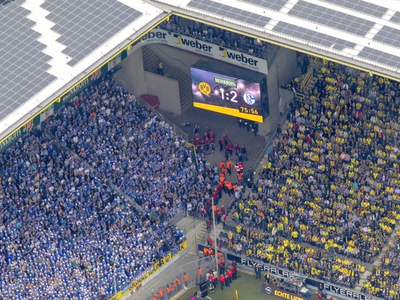 Luftbild, SignalIdunaPark, Westfalenstadion, Revierderby, 1:2, Fans, Bundesliga, Fussball,  Dortmund, Ruhrgebiet, Nordrhein-Westfalen, Deutschland, Europa