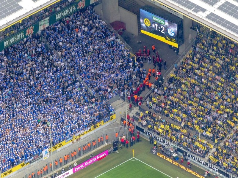 Luftbild, SignalIdunaPark, Westfalenstadion, Revierderby, 1:2, Fans, Bundesliga, Fussball,  Dortmund, Ruhrgebiet, Nordrhein-Westfalen, Deutschland, Europa