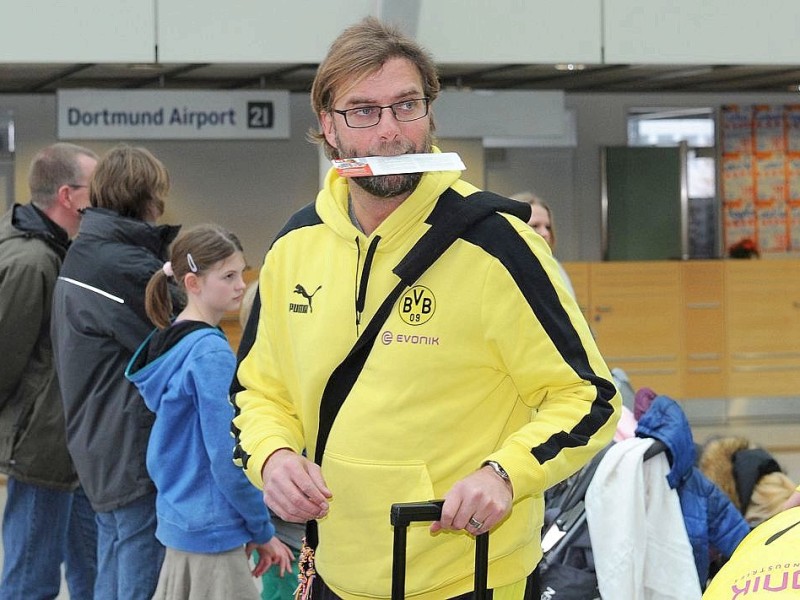 Bei 20 Grad und strahlendem Sonnenschein bereiten sich 26 BVB-Spieler und der komplette Trainerstab des BVB auf die Rückrunde der Fußball-Bundesliga vor.