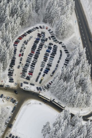 Der Schneeparkplatz in Winterberg.