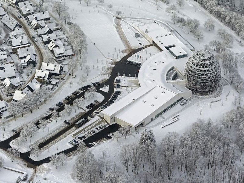 Winterberg-Mitte mit Tourismuszentrum Oversum.