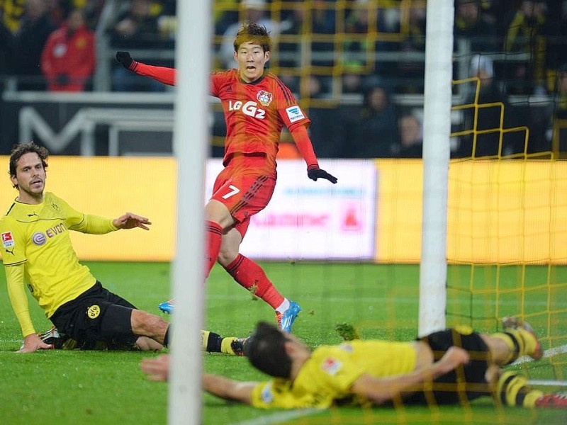 Borussia Dortmund muss Bayer Leverkusen in der Tabelle ziehen lassen.