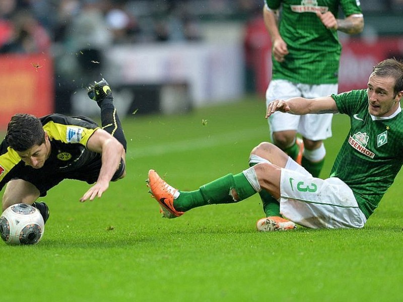 Borussia Dortmund hat den Anschluss an Bayer 04 Leverkusen souverän gewahrt.